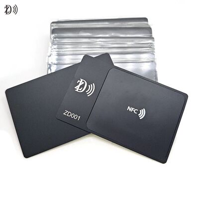 بطاقة عمل معدنية NFC بتصميم مخصص NTAG216 888 بايت 13.56 ميجاهرتز RFID بطاقة زيارة معدنية من الفولاذ المقاوم للصدأ