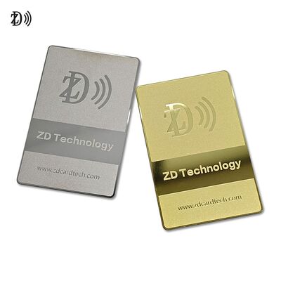بطاقة عمل معدنية NFC بتصميم مخصص NTAG216 888 بايت 13.56 ميجاهرتز RFID بطاقة زيارة معدنية من الفولاذ المقاوم للصدأ