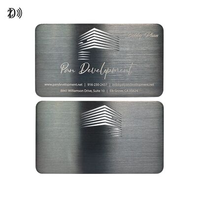 بطاقة عمل معدنية NFC بتصميم مخصص NTAG216 888 بايت 13.56 ميجاهرتز RFID بطاقة زيارة معدنية من الفولاذ المقاوم للصدأ