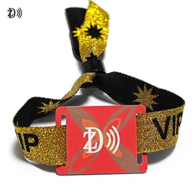 NFC مخصص 13.56MHz معصم القماش القابل للإستخدام مرة واحدة S50 رقاقة RFID سوار لمراقبة الوصول إلى الحفل